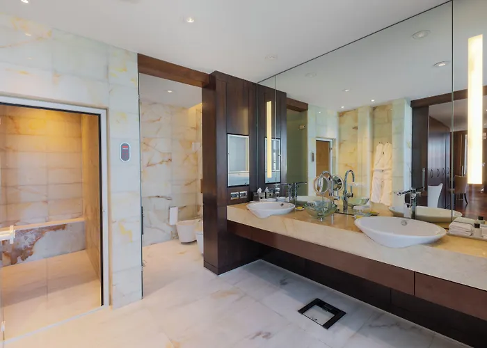 Отель Park Hyatt - Macka